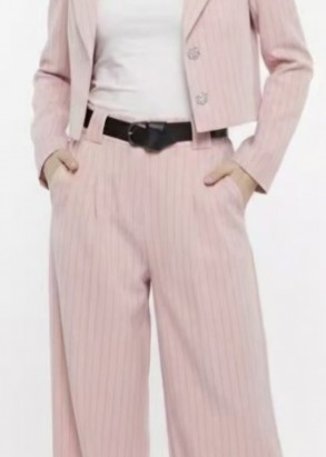 Κουστούμι ριγέ κοντό 